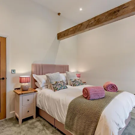 2 Bed In Carlisle Oc-96302 * Scaleby
