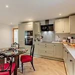 2 Bed In Carlisle Oc-96302 بيت للعطل Scaleby