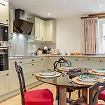 2 Bed In Carlisle Oc-96302 *