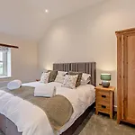 2 Bed In Carlisle Oc-96302 * Scaleby