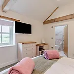 بيت للعطل 2 Bed In Carlisle Oc-96302 *