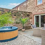 2 Bed In Carlisle Oc-96302 * Scaleby