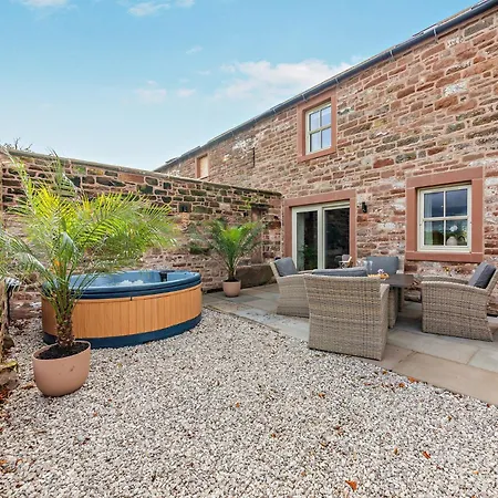 2 Bed In Carlisle Oc-96302 Holiday home