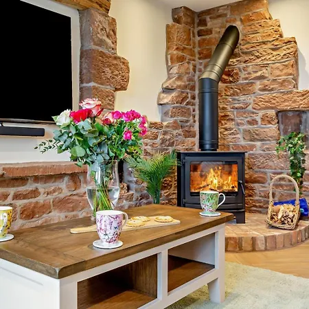 2 Bed In Carlisle Oc-96302 Holiday home