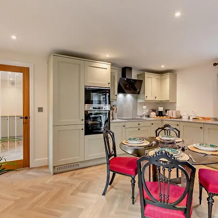2 Bed In Carlisle Oc-96302 Holiday home